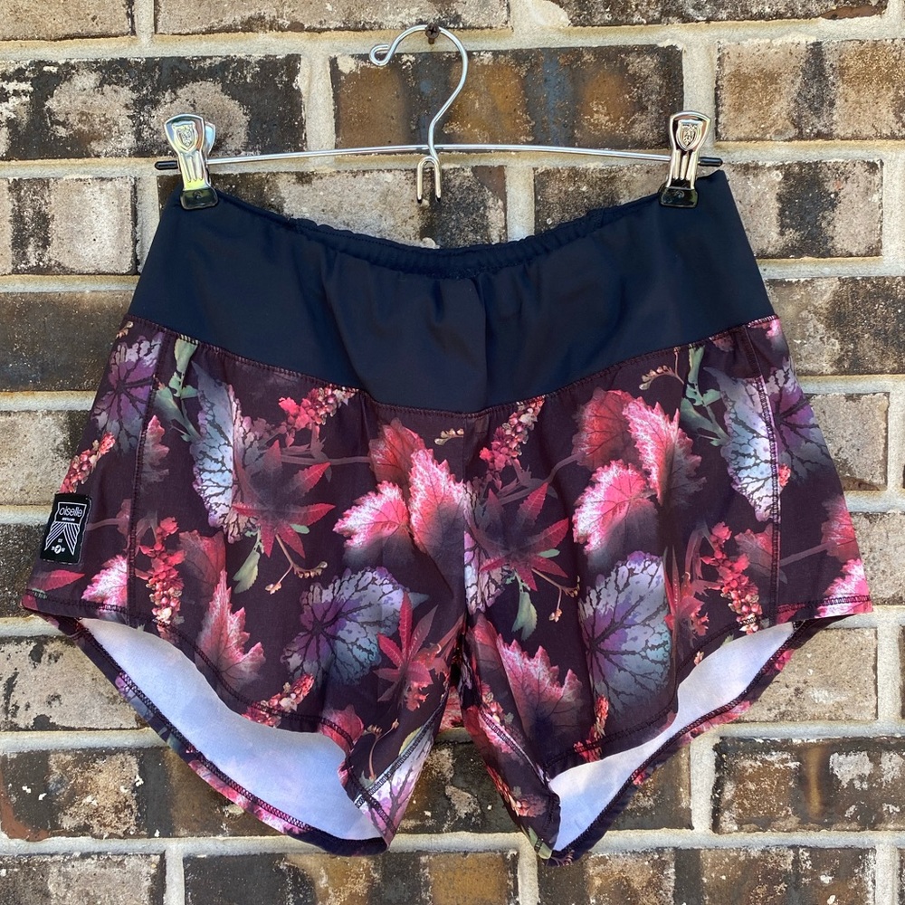 Gently used Oiselle Roga shorts